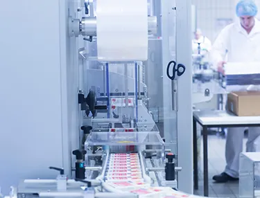 Automatic labeling machine