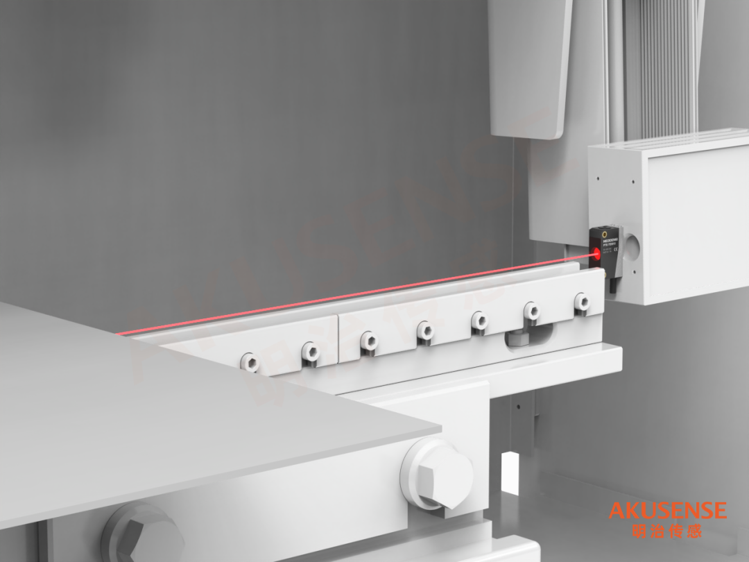 传感器在3C连接器成型设备中的多维度应用：冲压与折弯场景解析