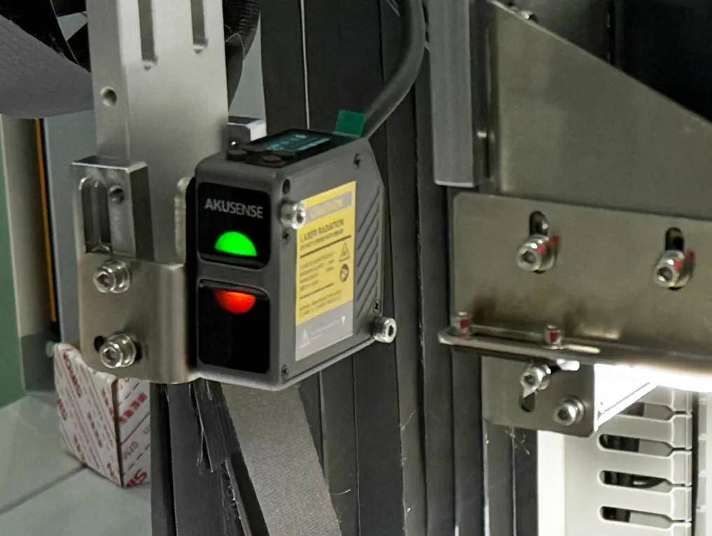 实战案例 | 提升激光焊接定位精度与效率的“利器”，明治激光位移传感器MLD35